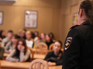 Сотрудники павловской полиции продолжают проводить мероприятия со школьниками в рамках правовой недели