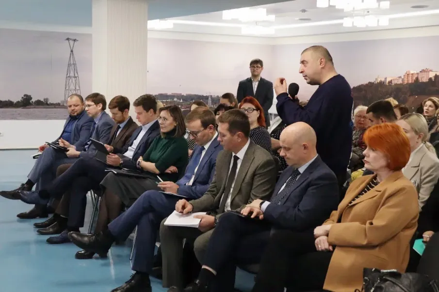 Андрей Гнеушев провел встречу с представителями нижегородского предпринимательского сообщества