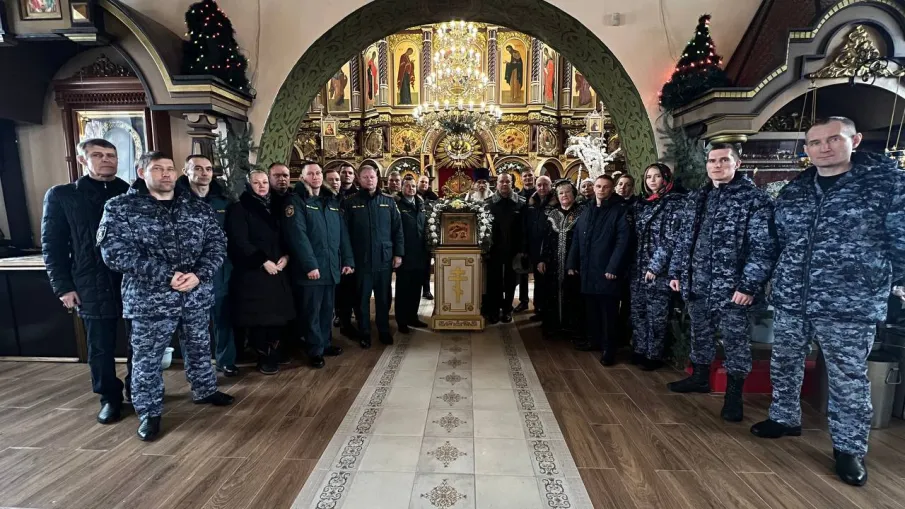 Рождественский молебен прошел в храме для сотрудников силовых структур в Павлово