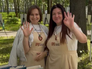 На региональном фестивале «День молодёжи – 2025» в Павлове работала ярмарка самозанятых и предпринимателей