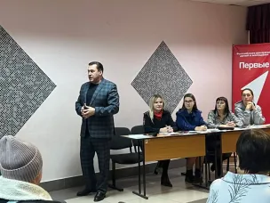 Сотрудники павловской полиции приняли участие в общешкольном родительском собрание «Право на детство: профилактика безнадзорности и правонарушений несовершеннолетних, защита их прав».