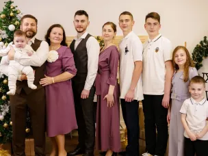 Многодетный папа из Павловского округа – один из шести отцов Нижегородской области, которые стали победителями Всероссийской премии «Папа года 2025»