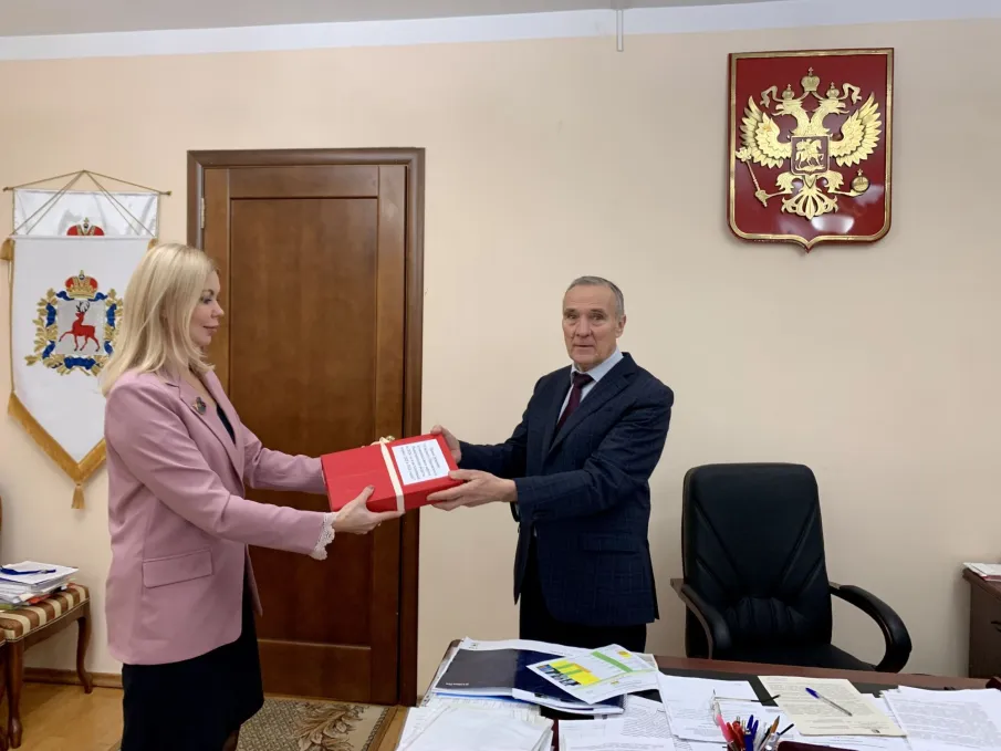 15 ноября 2023 года проект бюджета Павловского муниципального округа на 2024 год и на плановый период 2025 и 2026 годов внесен в Совет депутатов и Контрольно-счетную комиссию