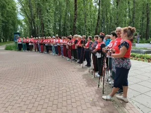 Более 50 человек приняли участие в соревнованиях по скандинавской ходьбе в зачет Спартакиады