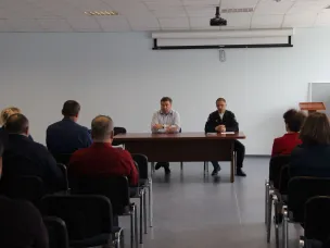Павловские полицейские и общественники проводят профилактические беседы по профилактики мошенничества с трудовыми коллективами