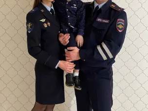 Счастье в погонах: в преддверии Дня семьи, любви и верности павловские полицейские рассказали свою историю создания семьи