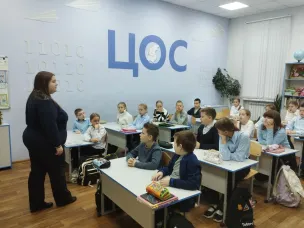 В «День правовой помощи» сотрудники по делам несовершеннолетних провели беседу со школьниками