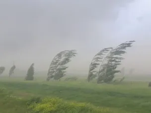 ЭКСТРЕННОЕ ПРЕДУПРЕЖДЕНИЕ о сильном ветре