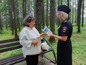 Сотрудники павловской Госавтоинспекции провели профилактическую акцию «Внимание, пешеход»