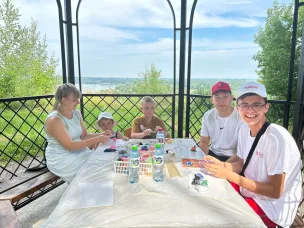 Лучшее утро в День любимого города – семейный завтра на траве