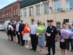 В Павлово прошел торжественный развод сотрудников полиции
